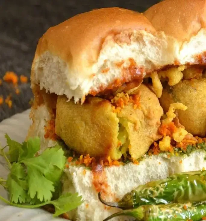 Royal Indian Supermarket & Kitchen